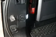 Land Rover Defender din 2023 cu 42.190 km - oferta LAN152625 - foto 19