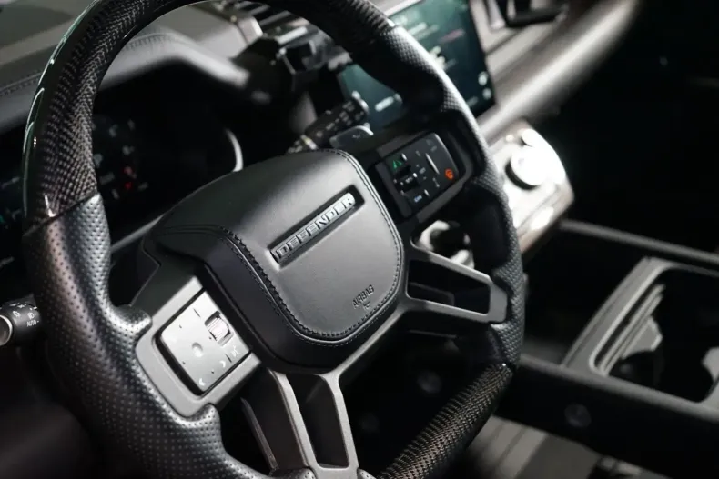 Land Rover Defender din 2023 cu 42.190 km - oferta LAN152625 - foto 26