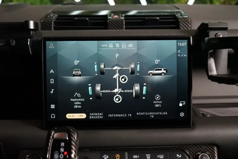 Land Rover Defender din 2023 cu 42.190 km - oferta LAN152625 - foto 36