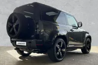 Land Rover Defender din 2023 cu 13.500 km - oferta LAN152626 - foto 2