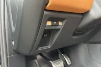 Land Rover Defender din 2023 cu 46.000 km - oferta LAN152627 - foto 17