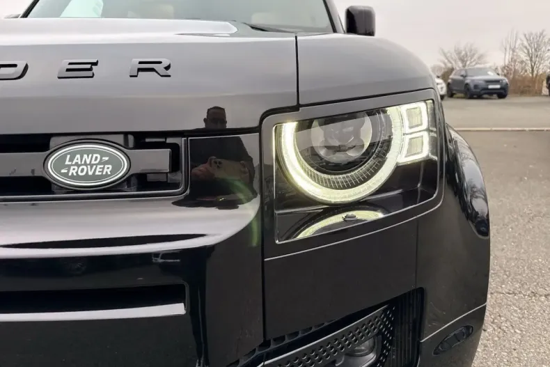 Land Rover Defender din 2023 cu 46.000 km - oferta LAN152627 - foto 32