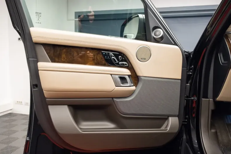 Land Rover Range Rover din 2021 cu 106.000 km - oferta LAN152636 - foto 18