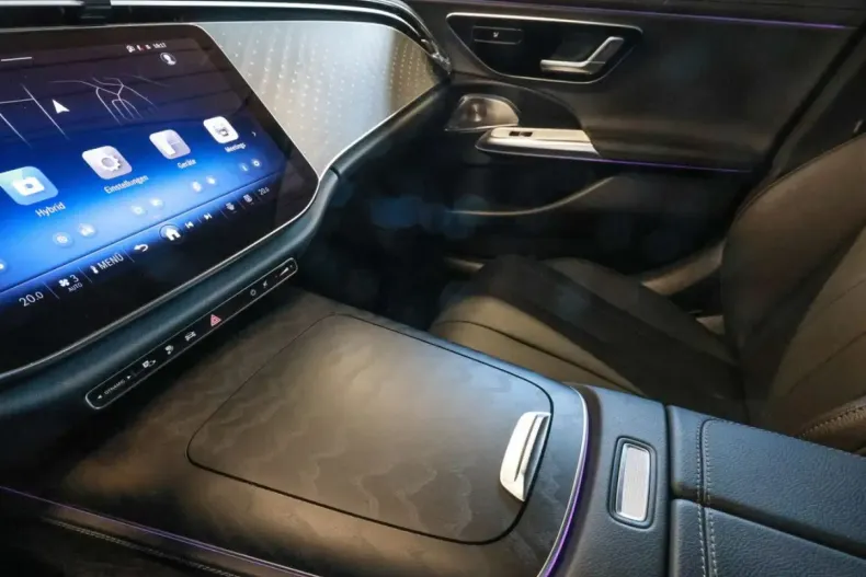 Mercedes-Benz E 300 din 2024 cu 34.843 km - oferta MER152637 - foto 15