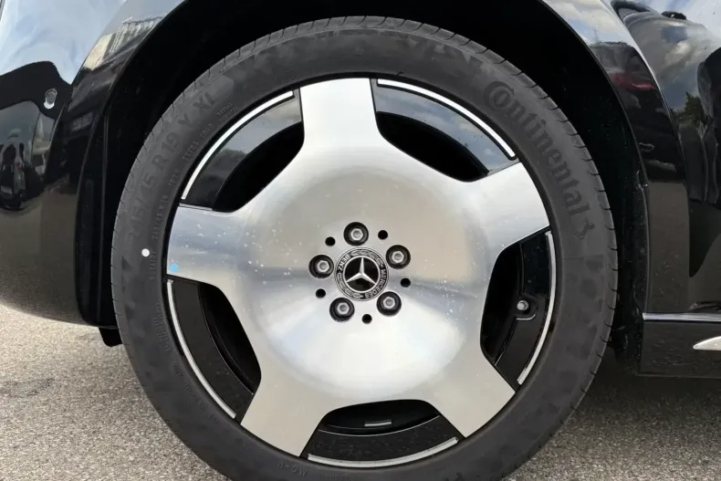 Mercedes-Benz V 300 din 2025 cu 8.000 km - oferta MER152651 - foto 8