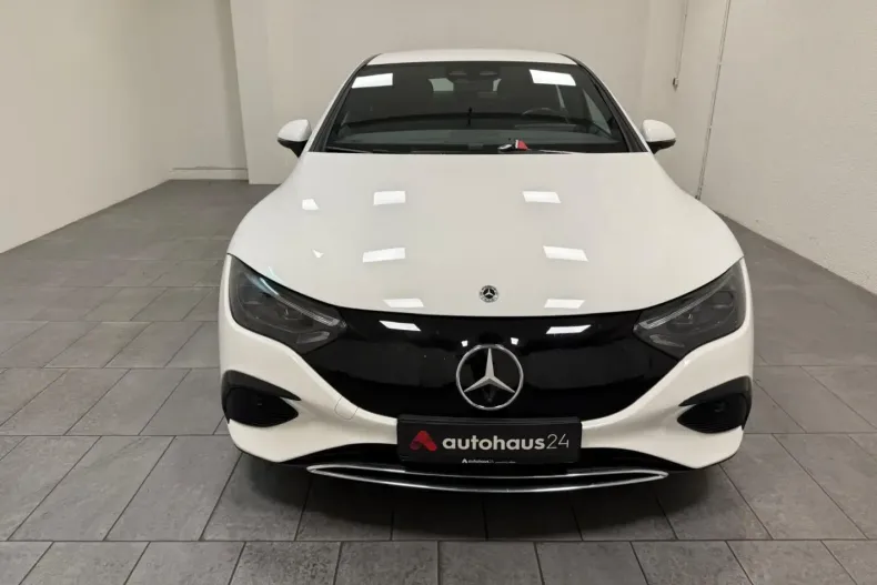 Mercedes-Benz EQE din 2022 cu 63.533 km - oferta MER152654 - foto 1