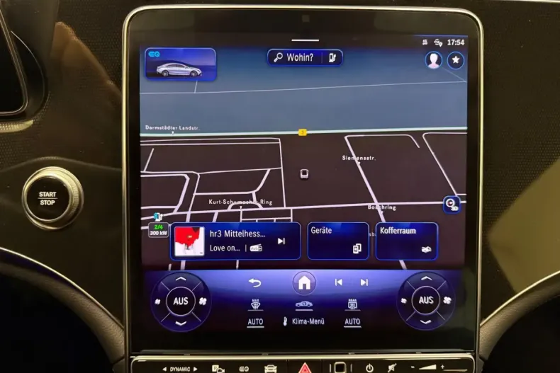 Mercedes-Benz EQE din 2022 cu 63.533 km - oferta MER152654 - foto 10