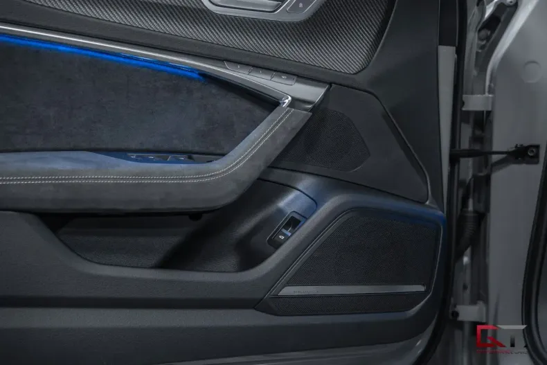 Audi RS6 din 2024 cu 5.000 km - oferta AUD152657 - foto 11