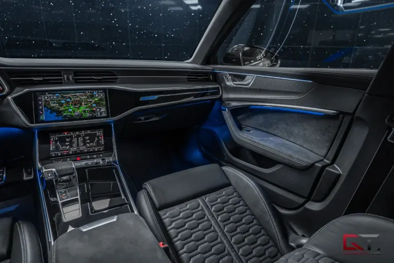 Audi RS6 din 2024 cu 5.000 km - oferta AUD152657 - foto 20