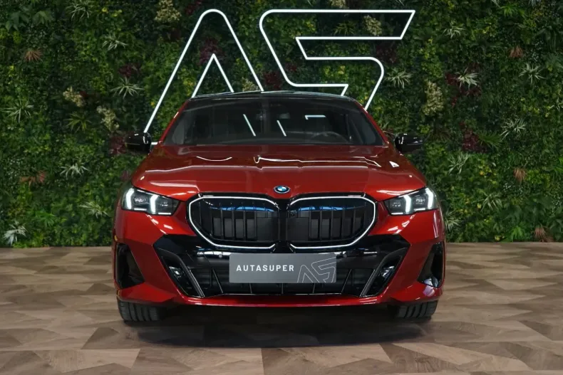 BMW 550 din 2024 cu 21.170 km - oferta BMW152658 - foto 5