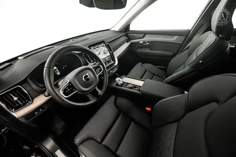 Volvo XC90 din 2022 cu 3.120 km - oferta VOL152659 - foto 5