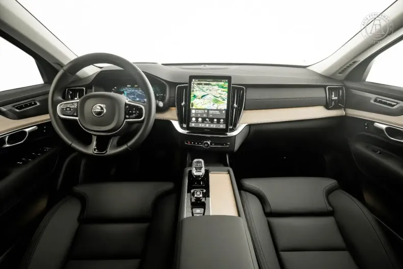 Volvo XC90 din 2022 cu 3.120 km - oferta VOL152659 - foto 6