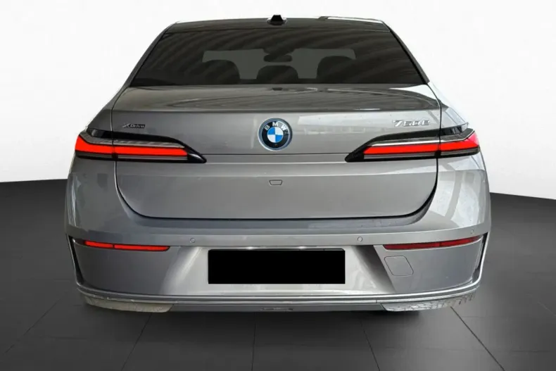 BMW 750 din 2024 cu 44.950 km - oferta BMW152663 - foto 4