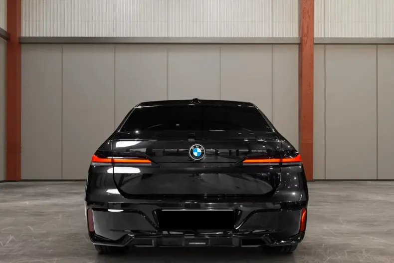 BMW 750 din 2023 cu 53.000 km - oferta BMW152664 - foto 4