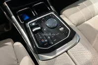 BMW 750 din 2024 cu 20.447 km - oferta BMW152666 - foto 19