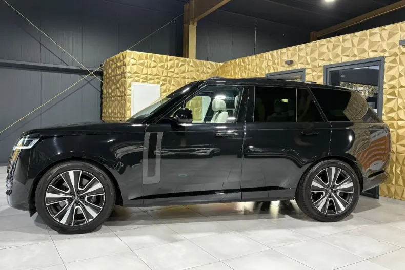 Land Rover Range Rover din 2022 cu 77.000 km - oferta LAN152671 - foto 4