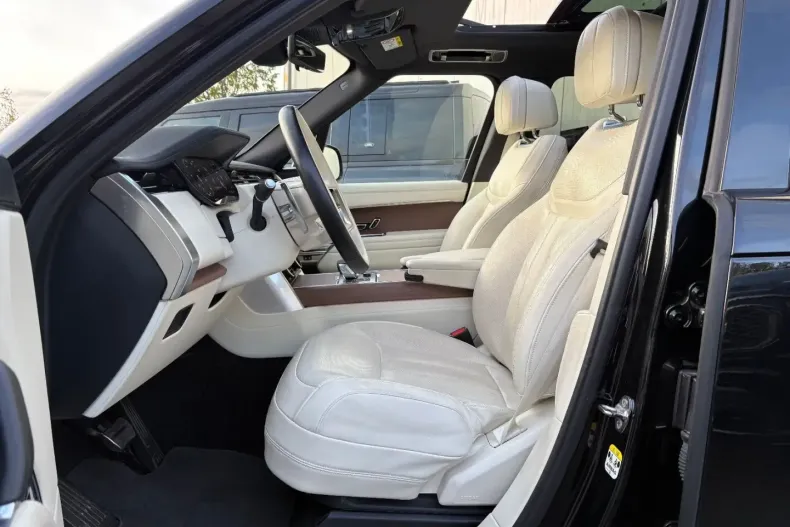 Land Rover Range Rover din 2022 cu 77.000 km - oferta LAN152671 - foto 12