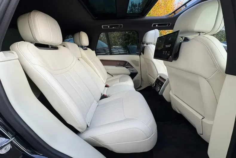 Land Rover Range Rover din 2022 cu 77.000 km - oferta LAN152671 - foto 24