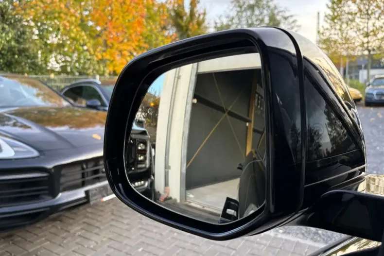 Land Rover Range Rover din 2022 cu 77.000 km - oferta LAN152671 - foto 42