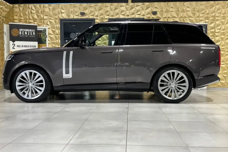 Land Rover Range Rover din 2023 cu 27.950 km - oferta LAN152672 - foto 4