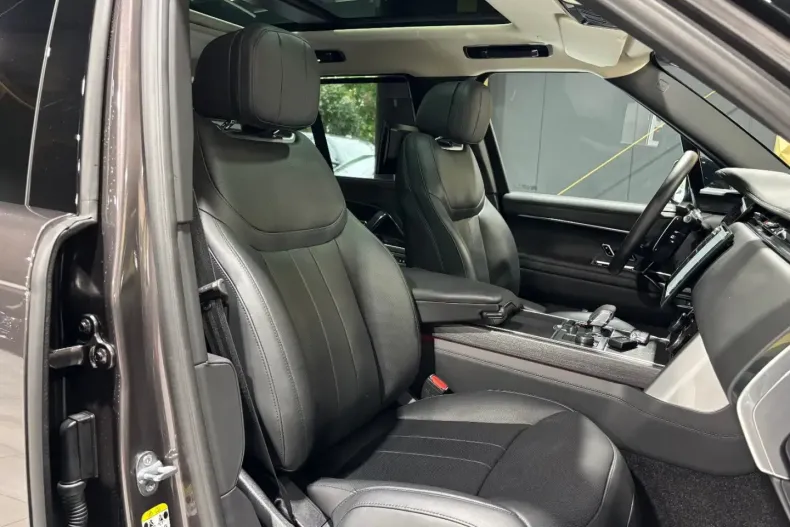 Land Rover Range Rover din 2023 cu 27.950 km - oferta LAN152672 - foto 17