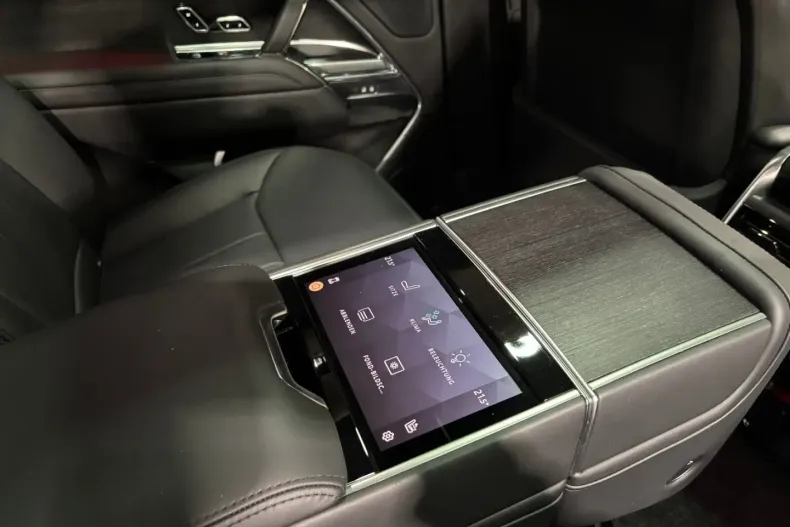 Land Rover Range Rover din 2023 cu 27.950 km - oferta LAN152672 - foto 21