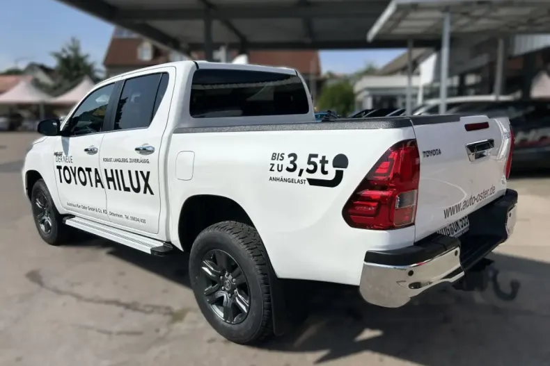 Toyota Hilux din 2024 cu 2.500 km - oferta TOY152674 - foto 2