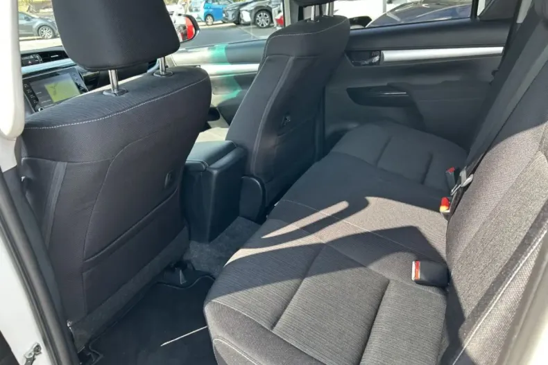 Toyota Hilux din 2024 cu 2.500 km - oferta TOY152674 - foto 10