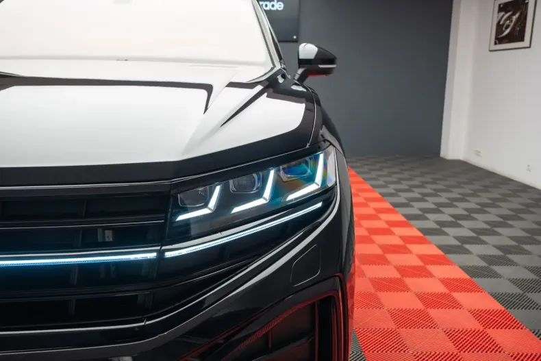 Volkswagen Touareg din 2025 cu 18.000 km - oferta VOL152679 - foto 10