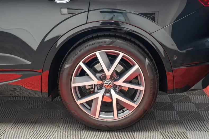 Volkswagen Touareg din 2025 cu 18.000 km - oferta VOL152679 - foto 15