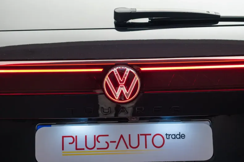 Volkswagen Touareg din 2025 cu 18.000 km - oferta VOL152679 - foto 17