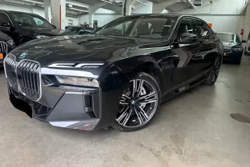 BMW 750 din 2023 - oferta BMW152687