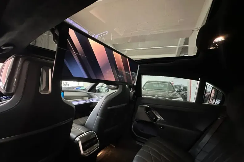 BMW 750 din 2023 cu 38.200 km - oferta BMW152687 - foto 14