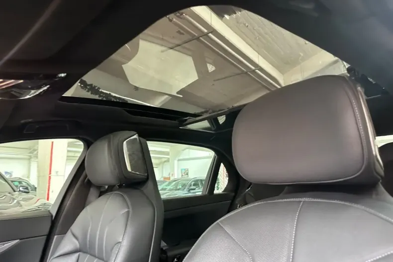 BMW 750 din 2023 cu 38.200 km - oferta BMW152687 - foto 15