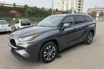 Toyota Highlander din 2021 - oferta TOY152688