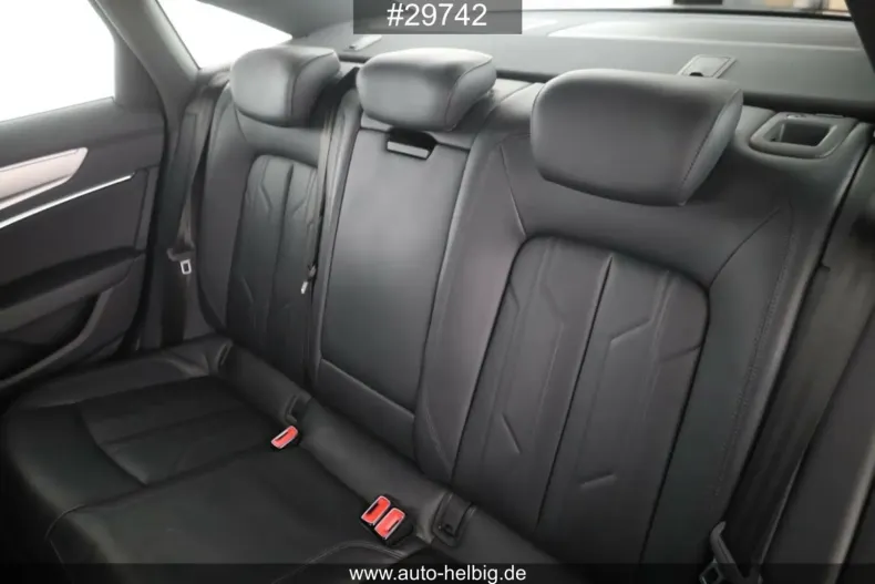 Audi A6 din 2023 cu 45.600 km - oferta AUD152689 - foto 12