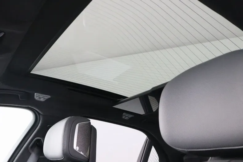 BMW i7 din 2024 cu 6.806 km - oferta BMW152698 - foto 24