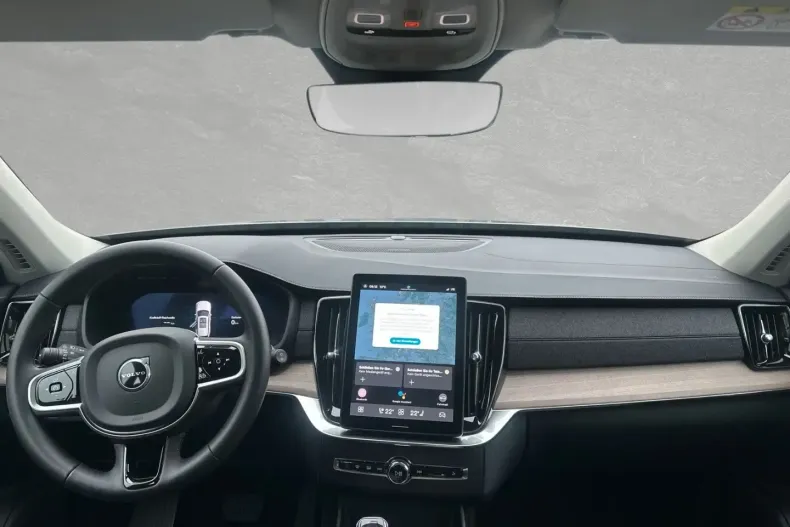 Volvo XC90 din 2025 cu 22.000 km - oferta VOL152702 - foto 4