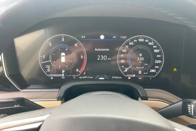 Volkswagen Touareg din 2021 cu 37.000 km - oferta VOL152705 - foto 14