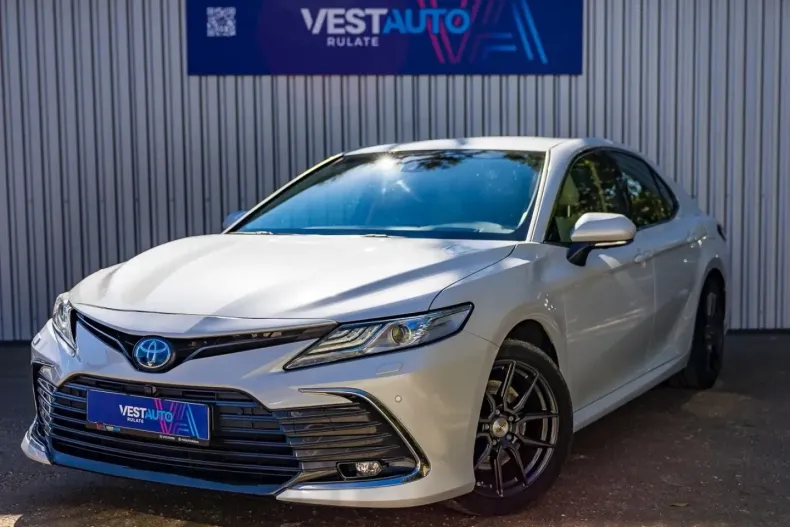 Toyota Camry din 2022 cu 86.994 km - oferta TOY152710 - foto 1