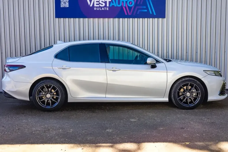 Toyota Camry din 2022 cu 86.994 km - oferta TOY152710 - foto 18