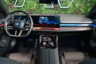 BMW 550 din 2024 cu 21.170 km - oferta BMW152711 - foto 23