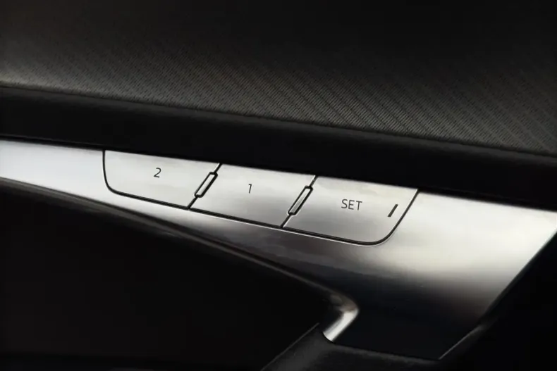 Audi A6 din 2020 cu 52.000 km - oferta AUD152712 - foto 19