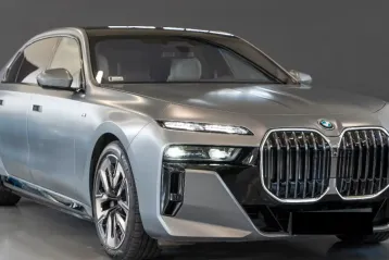 BMW 750 din 2023 - oferta BMW152713