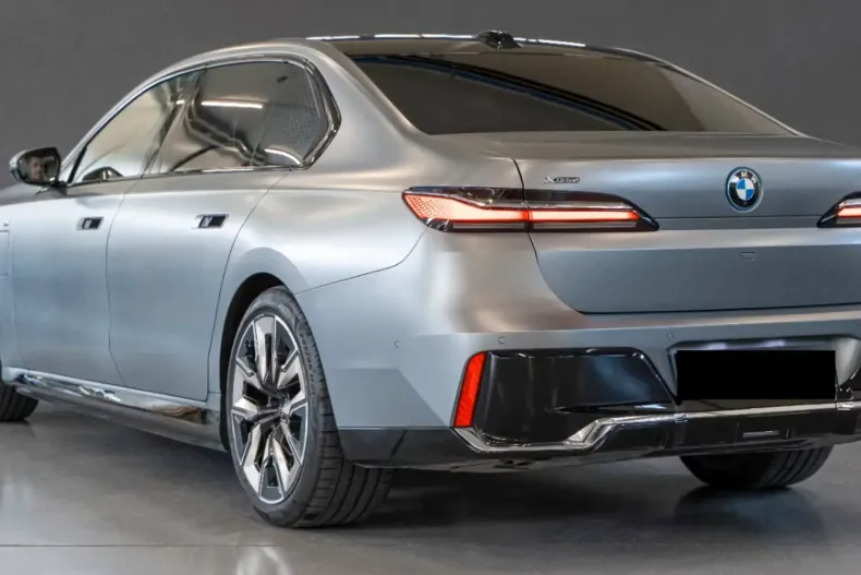 BMW 750 din 2023 cu 60.678 km - oferta BMW152713 - foto 4