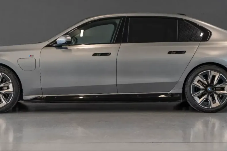 BMW 750 din 2023 cu 60.678 km - oferta BMW152713 - foto 5