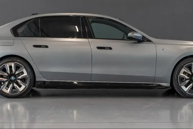 BMW 750 din 2023 cu 60.678 km - oferta BMW152713 - foto 6