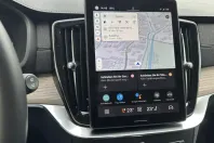 Volvo XC90 din 2025 cu 14.990 km - oferta VOL152715 - foto 13