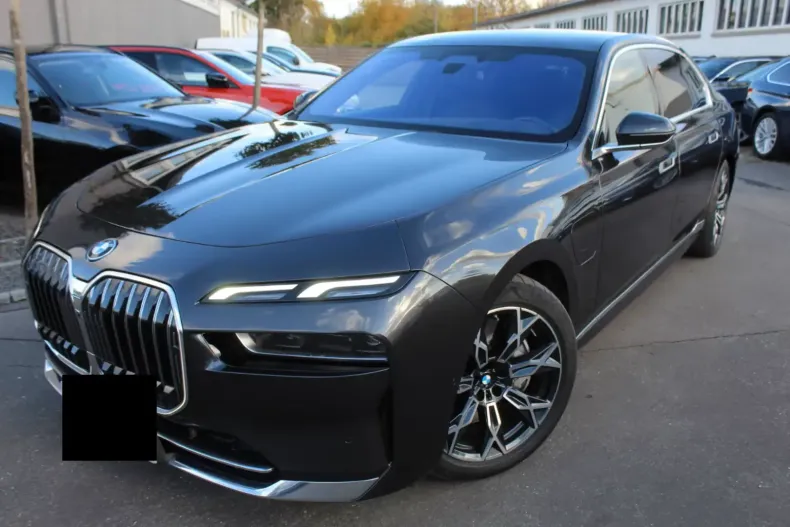 BMW 750 din 2023 cu 65.200 km - oferta BMW152723 - foto 4