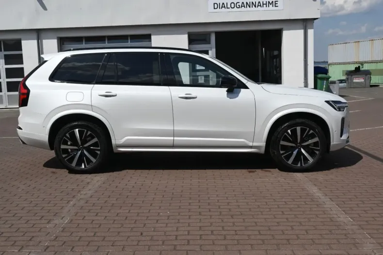 Volvo XC90 din 2025 cu 6.000 km - oferta VOL152730 - foto 9